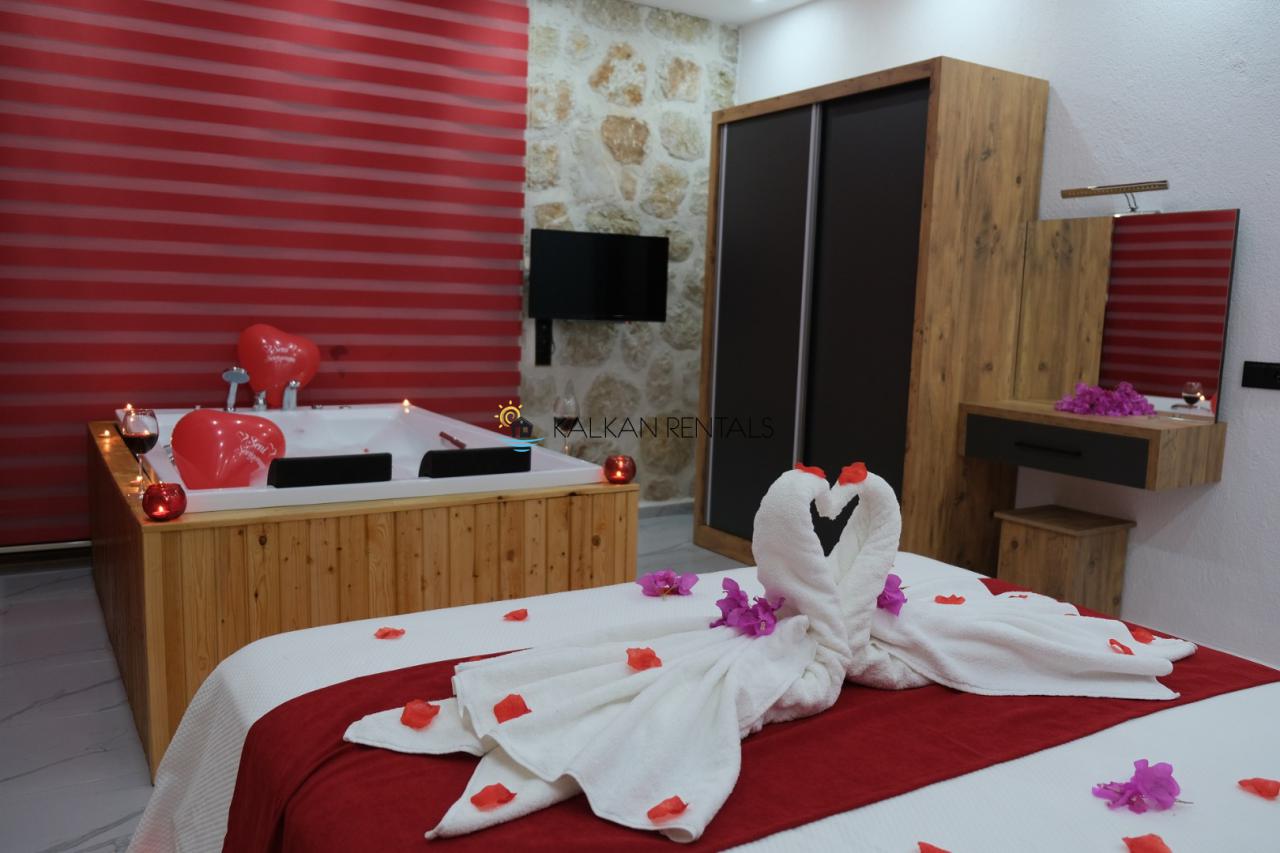 Villa Aden, Kiralık Muhafazakar Villa, SadeVillam